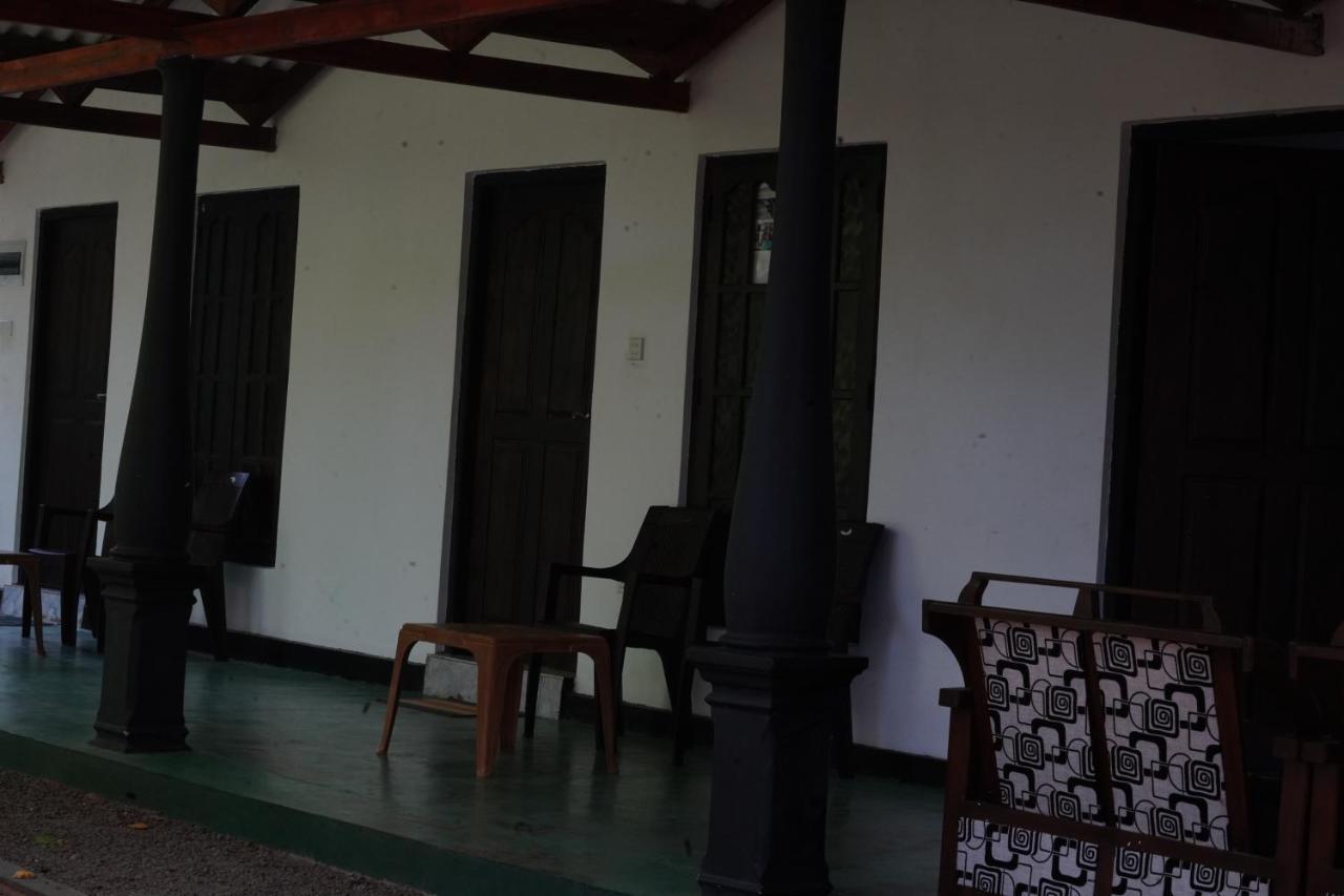 Sandra Guesthouse 담불라 외부 사진