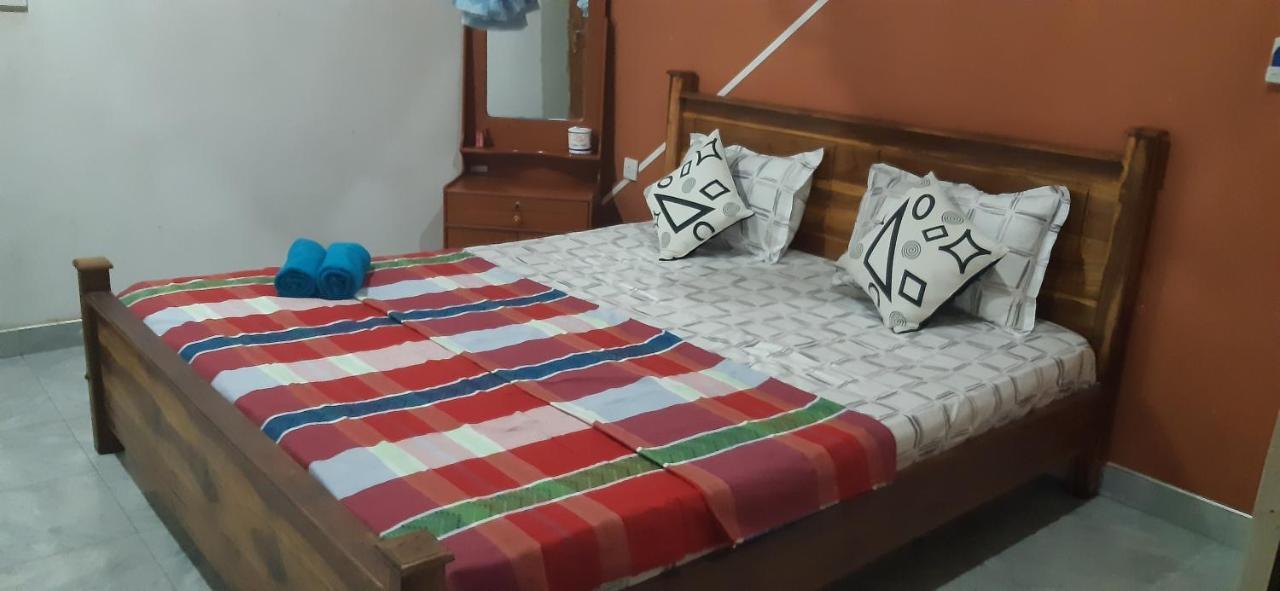 Sandra Guesthouse 담불라 외부 사진