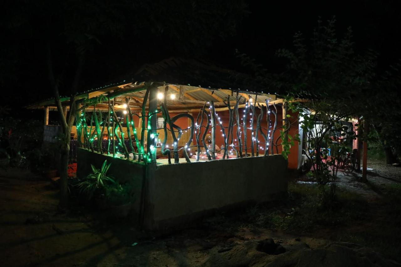 Sandra Guesthouse 담불라 외부 사진